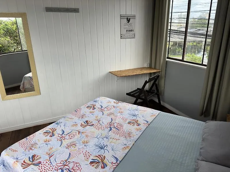 Quarto 2 Economico Com Ar Cond E Smart Tv Filmes Itajaí 0*,  Brasilien